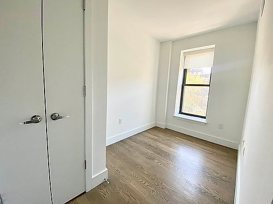 4th image of 81 Orchard St APT 17