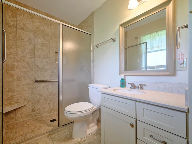 902 Clover Ridge Ave — Photo 8