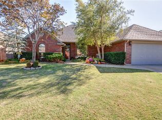 15504 Juniper Dr, Edmond, OK 73013