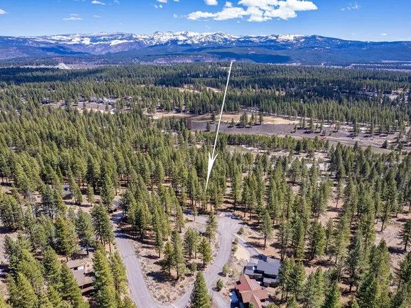 10576 Brickell Ct, Truckee, CA 96161