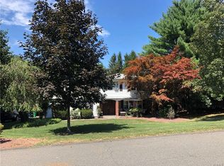 16 Cortland Rd, Monsey, NY 10952