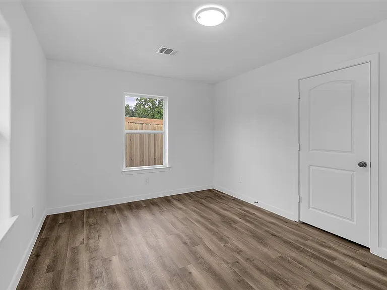 179 Mill St — Photo 20