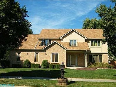 1st image of 786 Waterton Dr