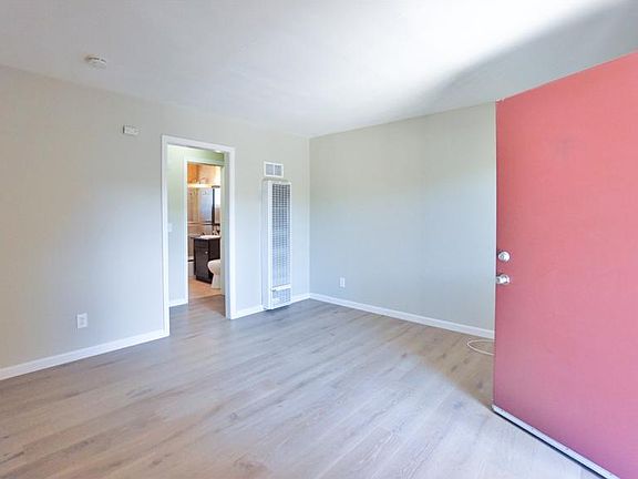 2nd image of 2875 A St APT 26
