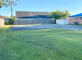 50 Parkland St, Bridge City, TX 77611