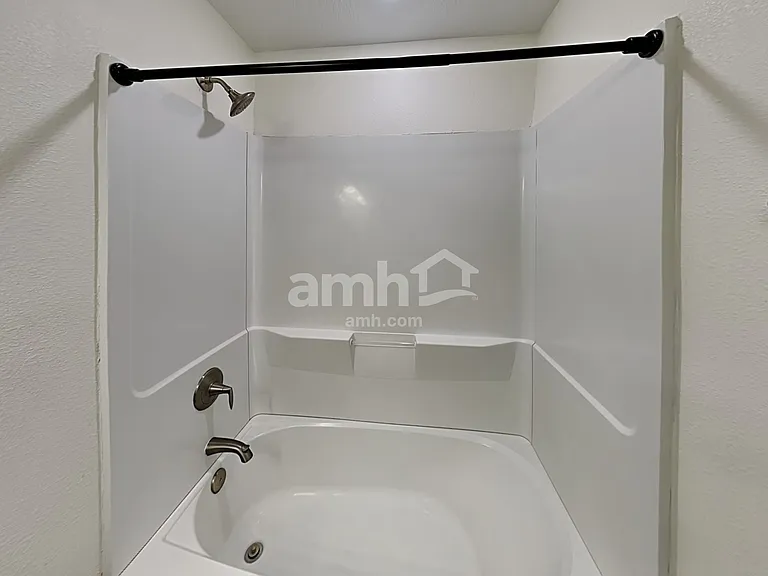 4708 Windy Hammock Way — Photo 18