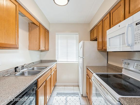 4th image of 12850 Crestbrook Ct APT 2