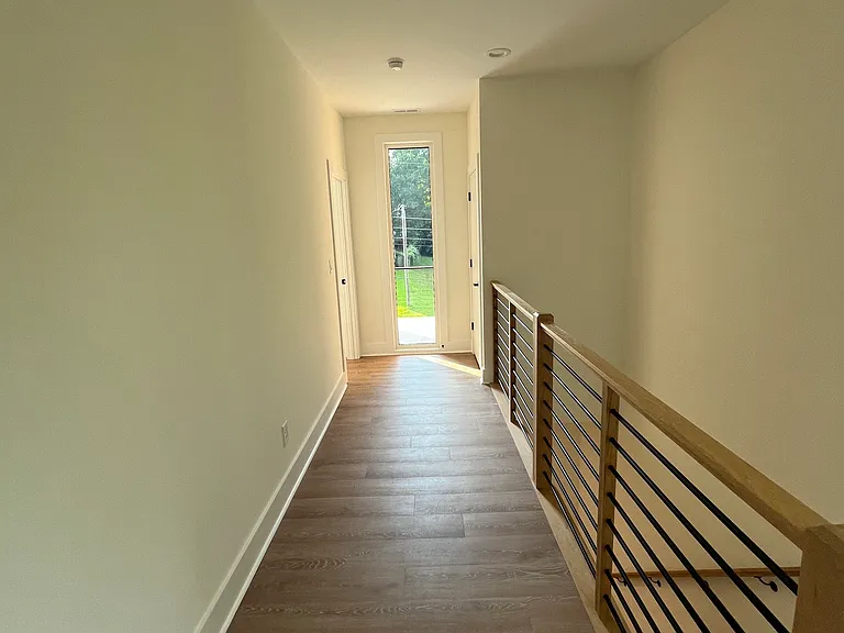 220 Nelson Ave — Photo 14