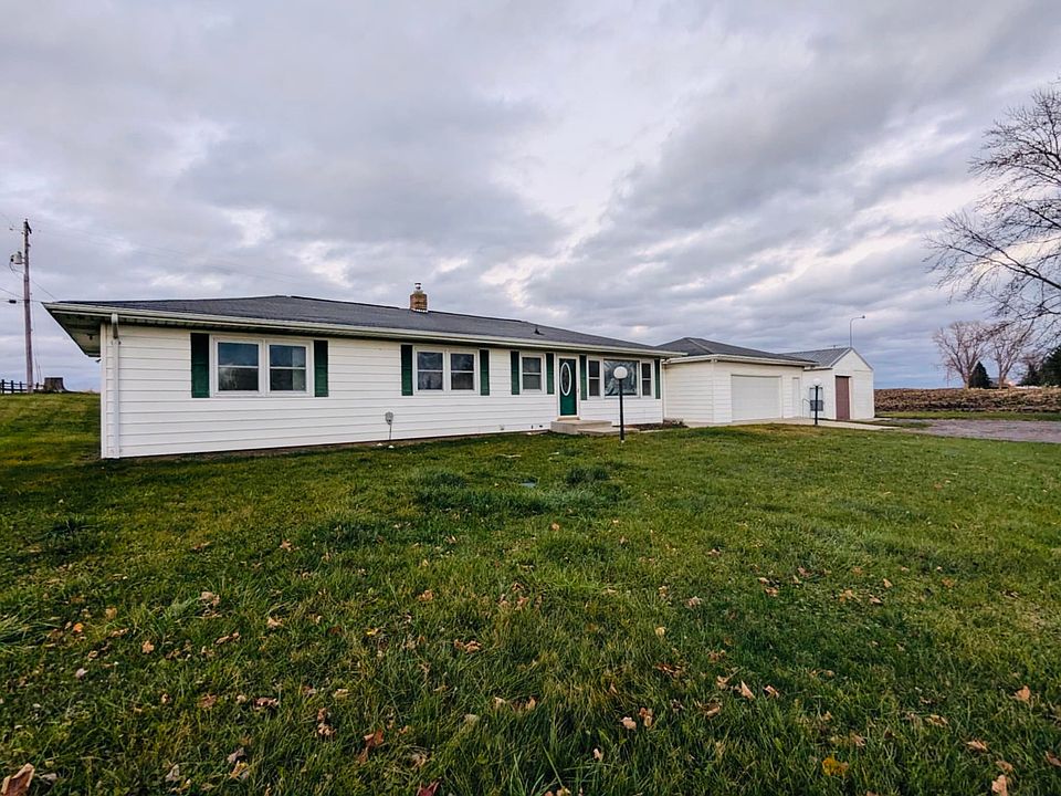 2nd image of 9417 E Cd Ave