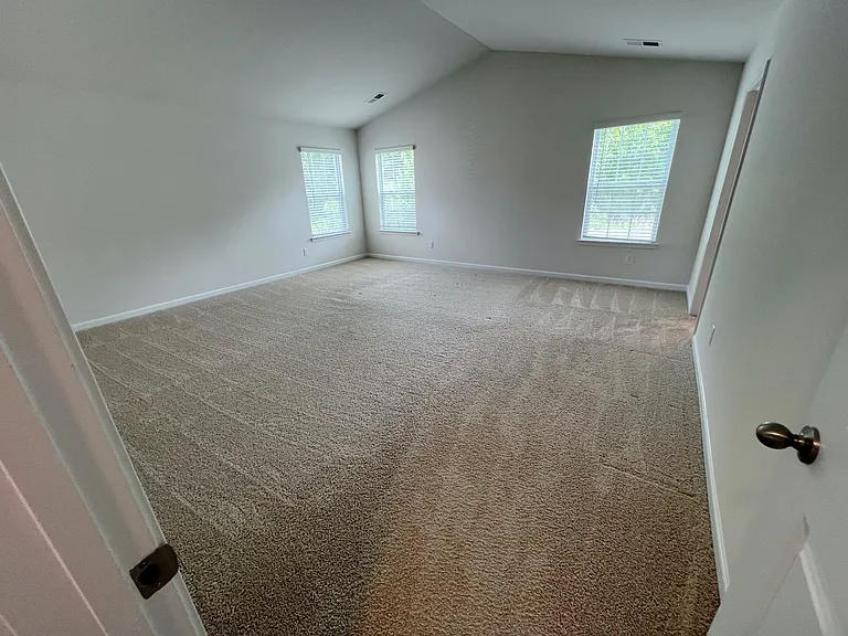 2020 Navarro Rd — Photo 12