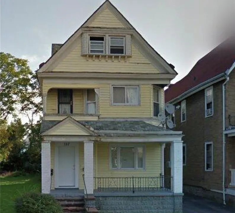 157 14th St #UPPER REAR