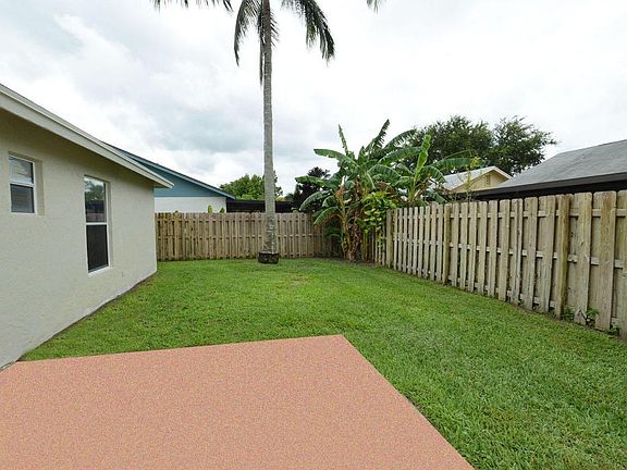 Home For Sale In Sunset Pines
