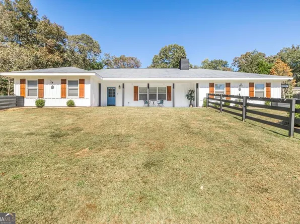 504 Pheasant Ridge Dr, Warner Robins, GA 31088