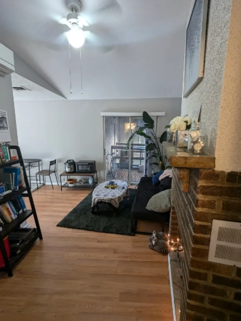 1 bed, 700 sqft, $1,450 — Photo 3