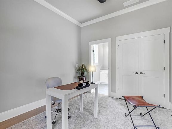 4th image of 5424 Oak Manor Way
