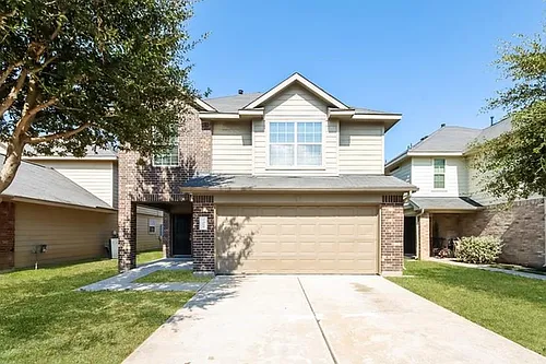 2451 Peterborough Way Photo 1