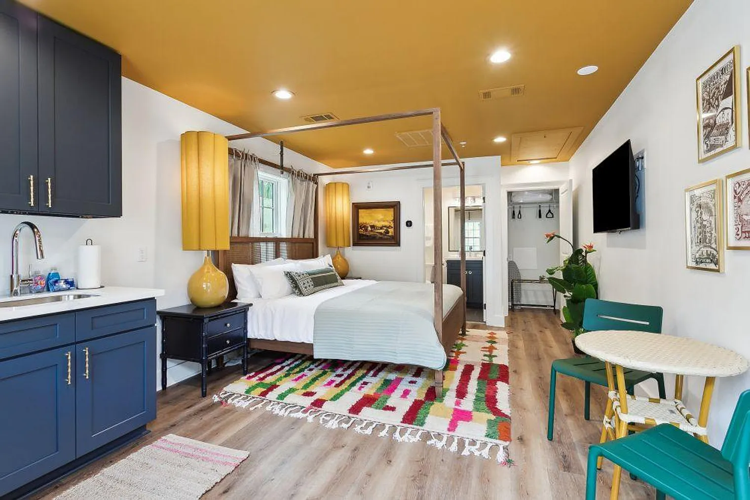 Studio, 1.0 bath, 430 sqft, $3,219 — Photo 1