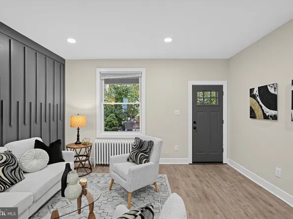 5646 Stewart St, Philadelphia, PA 19131