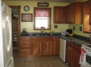 812 E 1st Ave #812, Mitchell, SD 57301