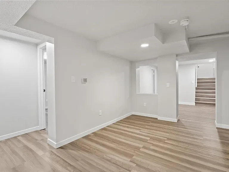 1510 Starbeck Cir — Photo 4