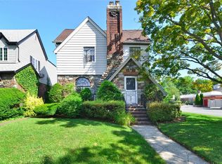 20919 33rd Rd, Bayside, NY 11361