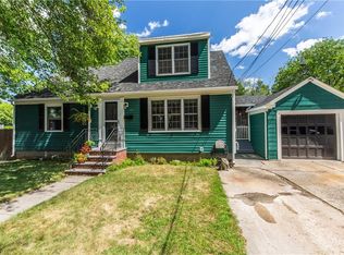 82 Bellevue Ave, North Smithfield, RI 02896