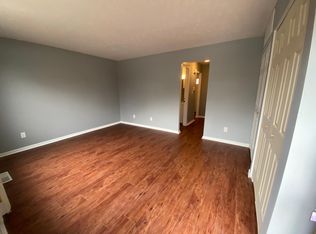 2030 Wilmich Dr, Akron, OH 44319