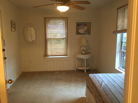4th image of 26 Sylvan Dr