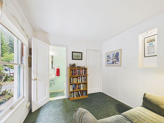 4th image of 1513 Beverly Dr