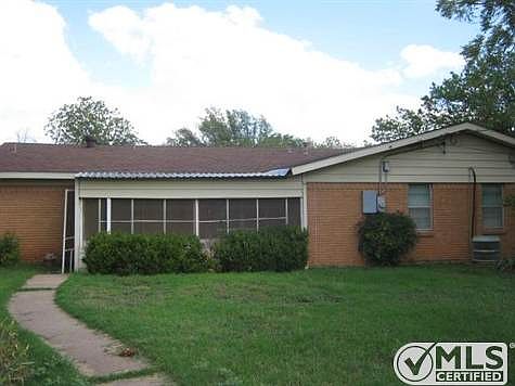 1st image of 2200 Glenwood Dr