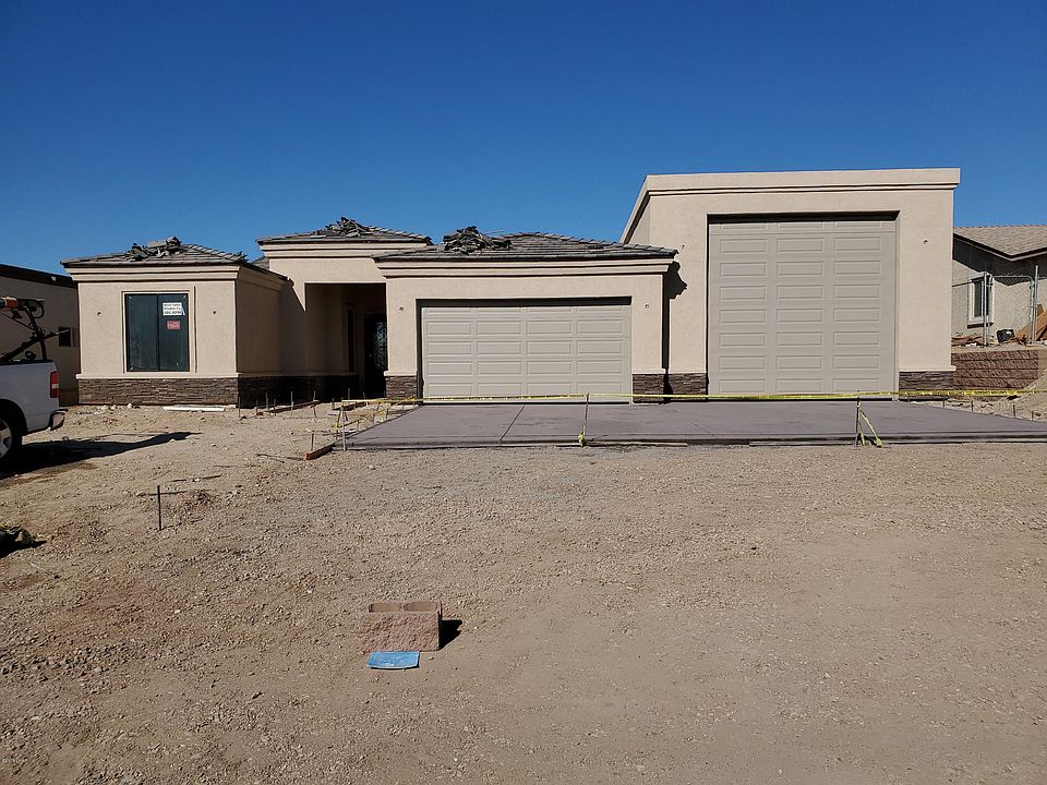 1st image of 1685 Emerald Dr