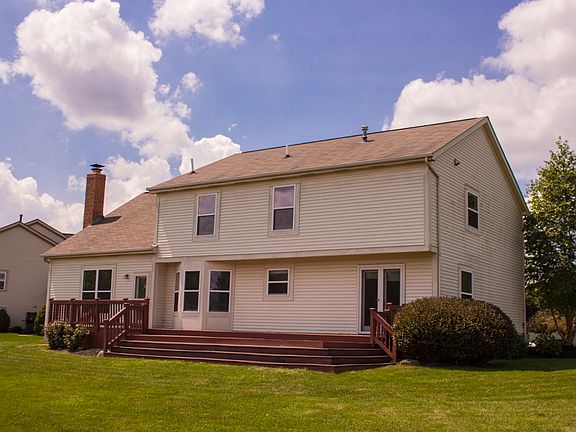 3rd image of 7918 Wisteria Ct
