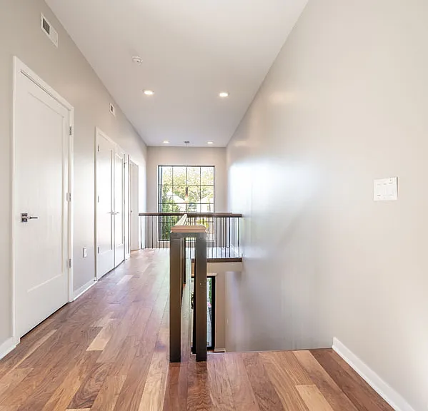 598 Lathrop St — Photo 24