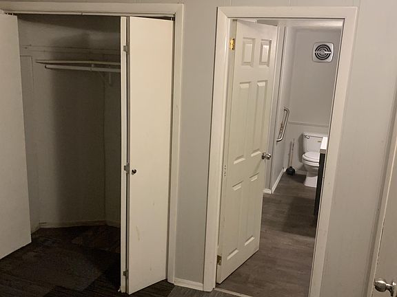 3rd image of 620 E Mishawaka Ave APT 6