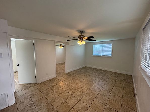 307 N Hullen St APT B
