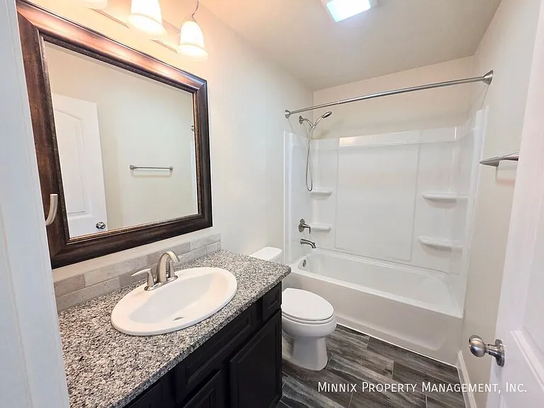 9411 Sagebrush Ave — Photo 12