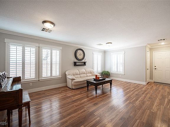 5th image of 5000 Charlo Dr