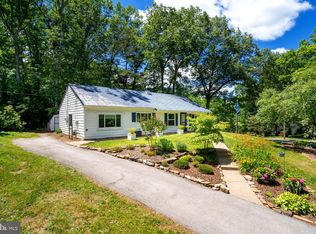 2042 N Oak Ln, State College, PA