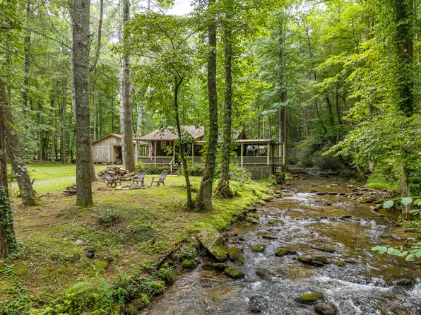 26 Big Creek Trl, Cherry Log, GA 30522