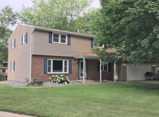 1125 Foothills Cir, Albert Lea, MN 56007