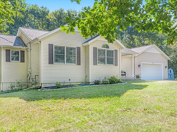 2nd image of 12170 Sarabeck Ln
