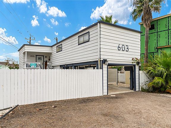 4th image of 603 Island Retreat Rd