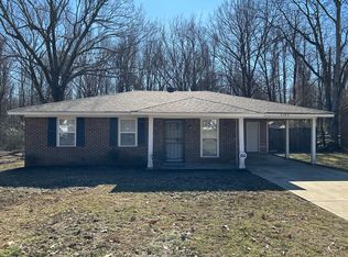 5165 Caroline Dr, Horn Lake, MS 38637