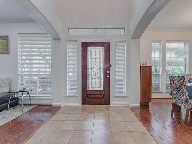 26511 Crescent Cove Ln — Photo 3