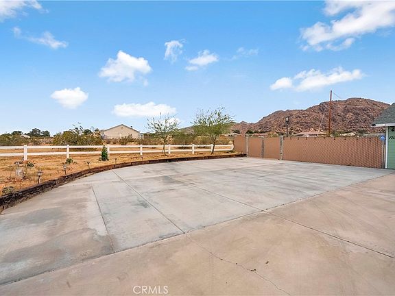 3rd image of 17133 Mesquite Rd