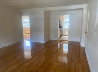 440 Howard Ave APT 2A, Staten Island, NY 10301