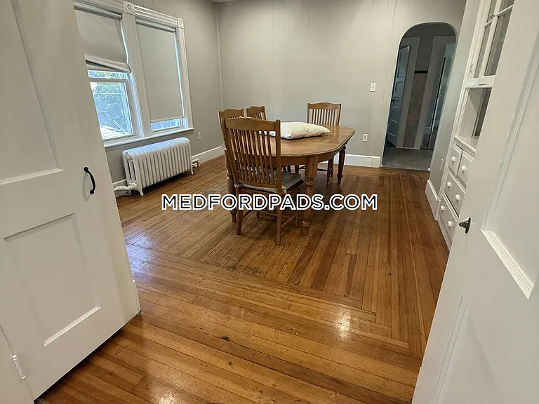 132 George St #2 — Photo 5
