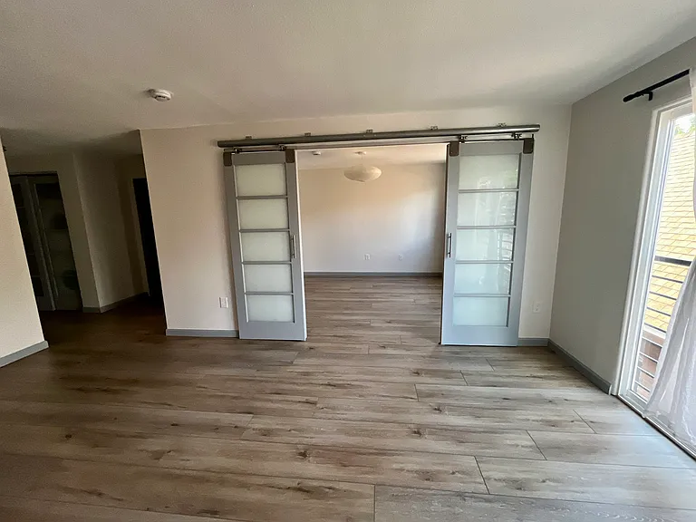 1032 N Clarkson St #303 — Photo 8