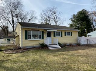 268 Talmadge Dr, Springfield, MA 01118