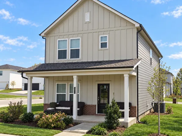 1321 Carriage Park Dr, Hermitage, TN 37076